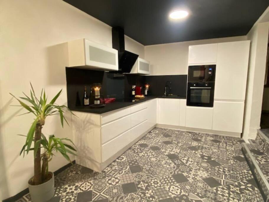 Appartement A Sommières Exterior foto